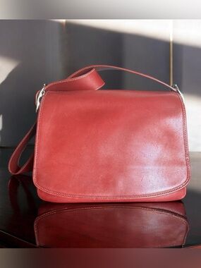 Vintage Coach Red Leather Legacy Saddle Flap Bag 9332 Costa Rica